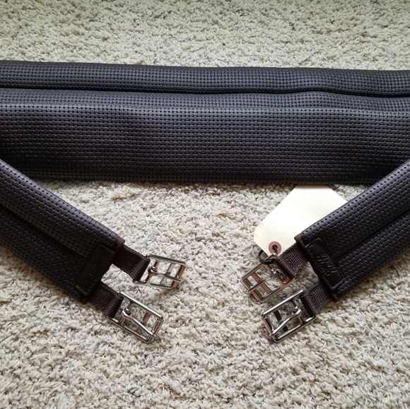 Wintec Brown Elastic Girth - Picture 2 of 7